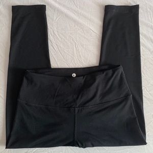 ✨3 for $25✨ 90 Degree by Reflex crop leggings